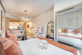 Cozy Studio in JVC - 3 Mins Walk from FIVE, JVC